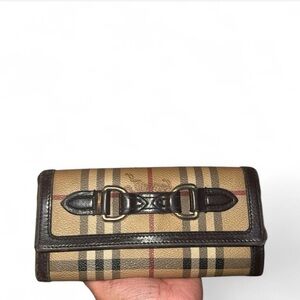 Vintage Burberry Haymarket nova Check Continental Wallet